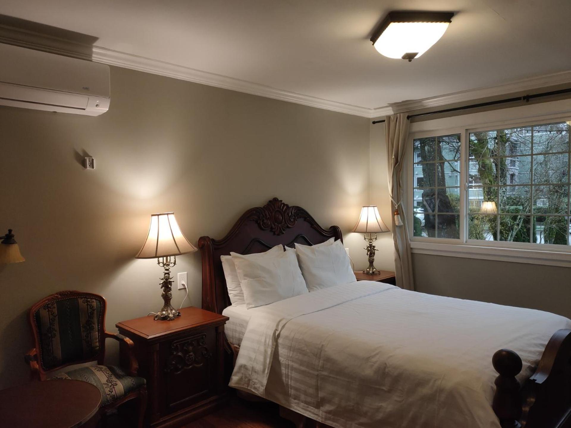 Hotel Semi Centre House White Rock Esterno foto